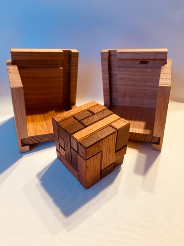 Penta Cuboid + T-Groove Box