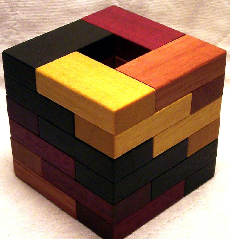 Domino Tower - Oskar van Deventer