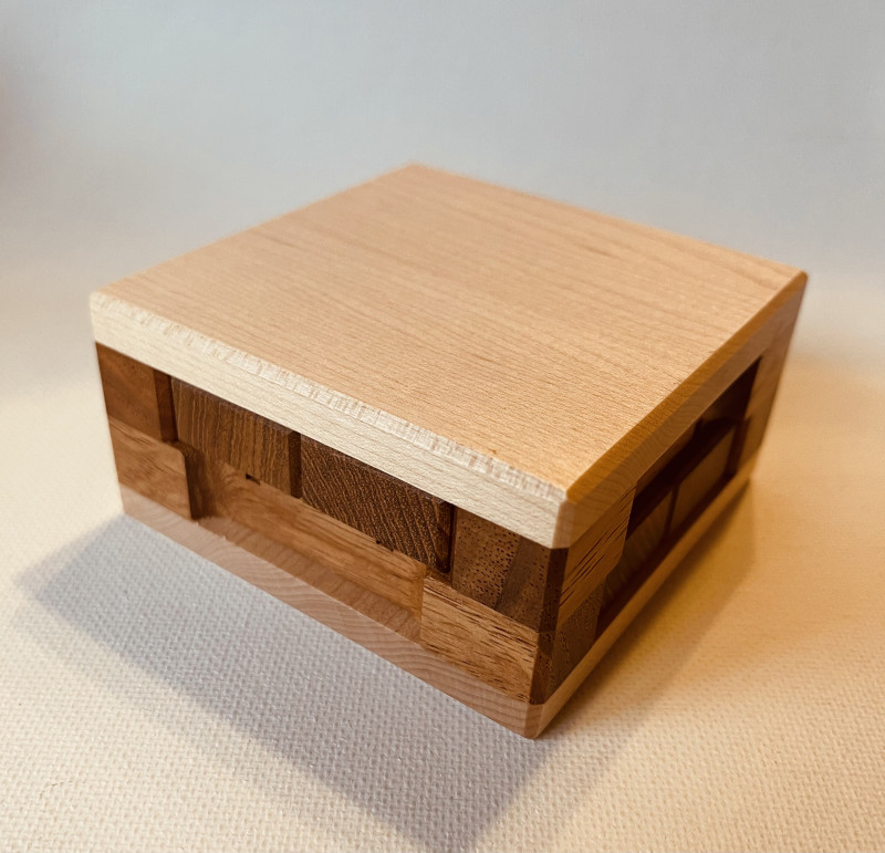 Pinned Framed Burr Small