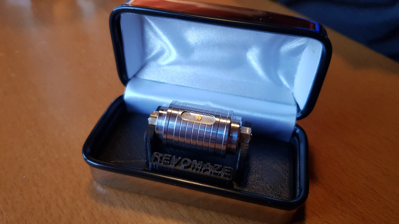 Revomaze Mini
