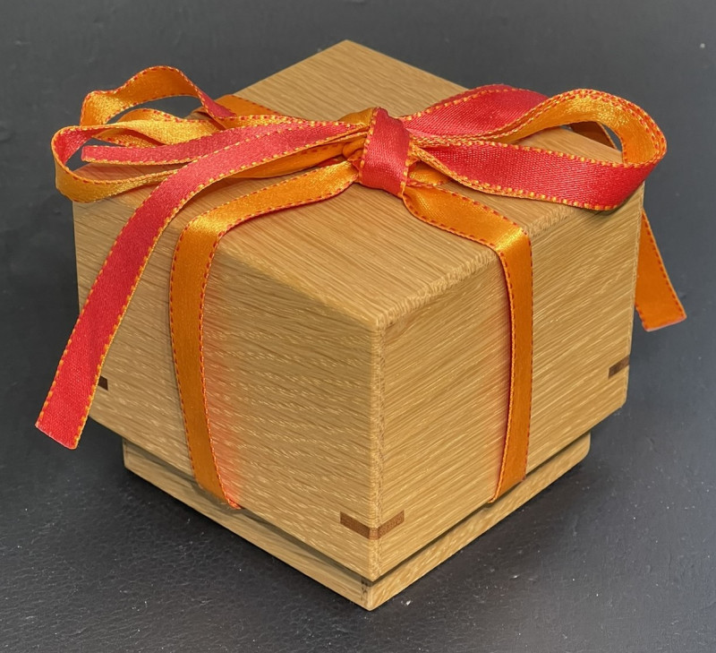 String Box (Tsuburai) - Fumio Tsuburai