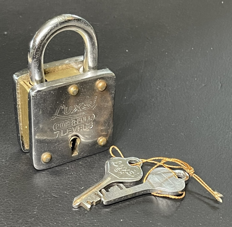 Luxsi Padlock - unknown