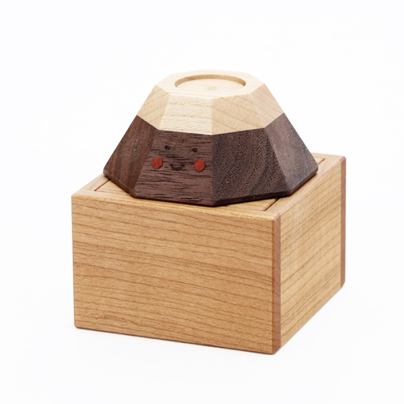 Upside-down Fuji Box - Daiki Arimura