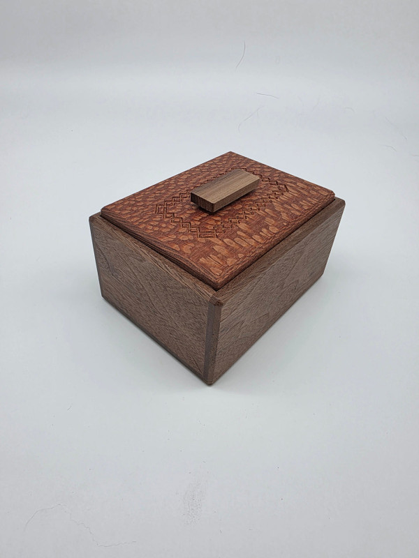 Kleeshay Box - Dee Dixon