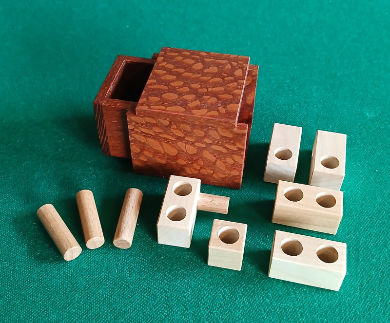 Minima 1st Drawer - Frederic Boucher