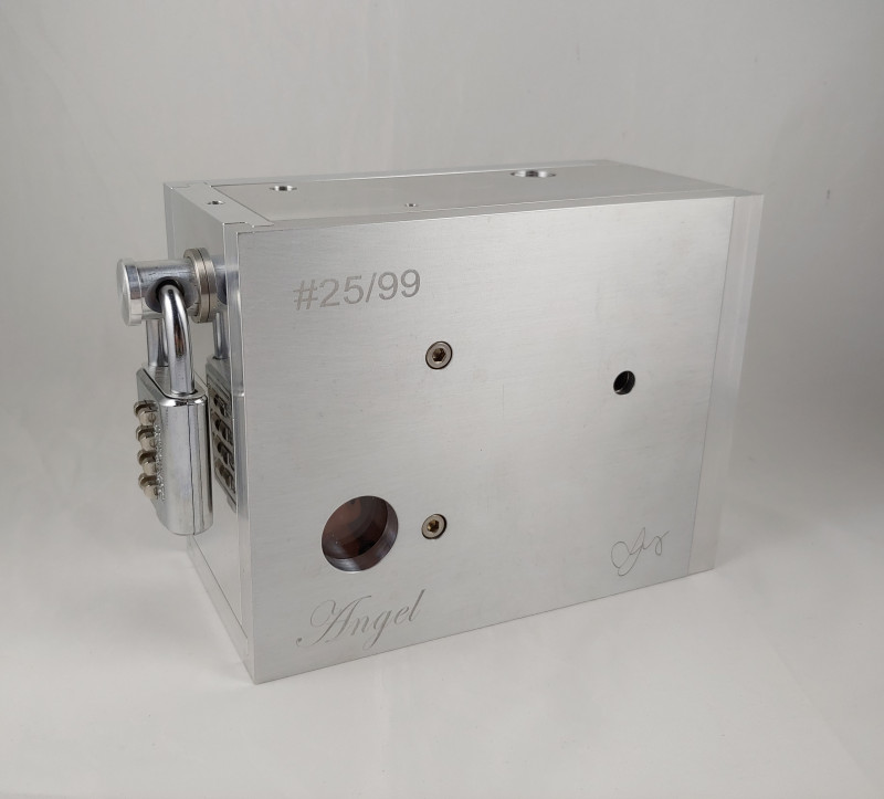 Angel Box - Wil Strijbos