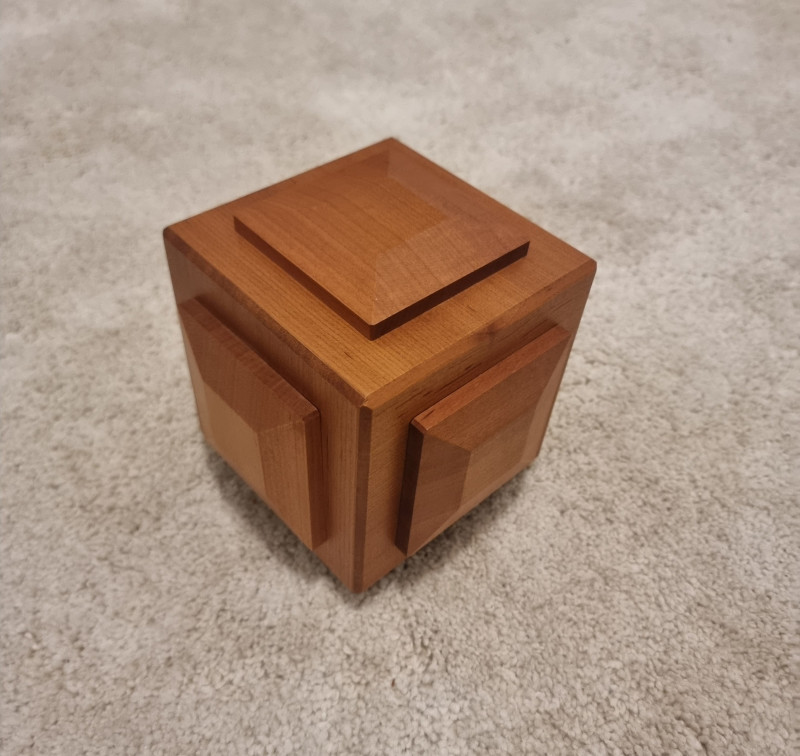 Tortuous Box  - Akio Kamei