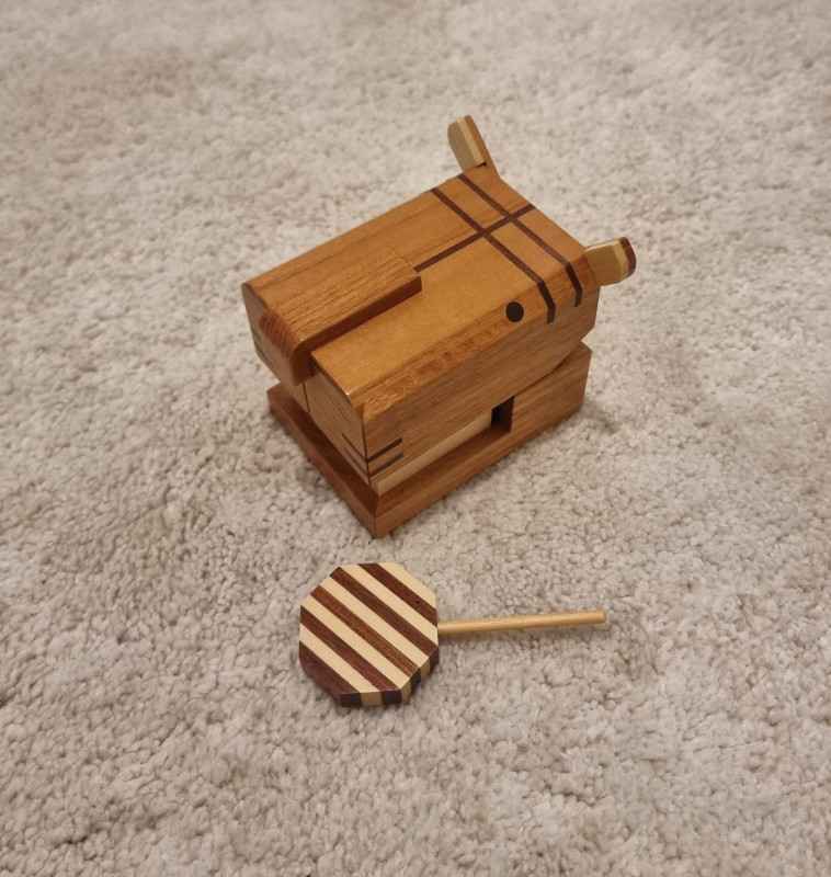 Sweet Tooth Tiger - Shiro Tajima