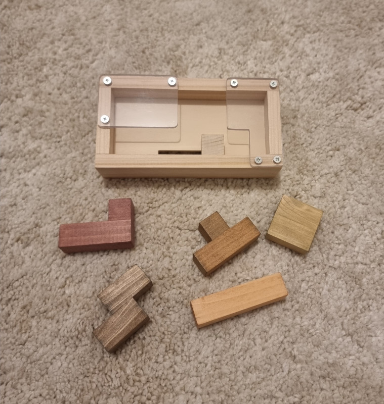 Tertromino+1 - Yasunari Makino