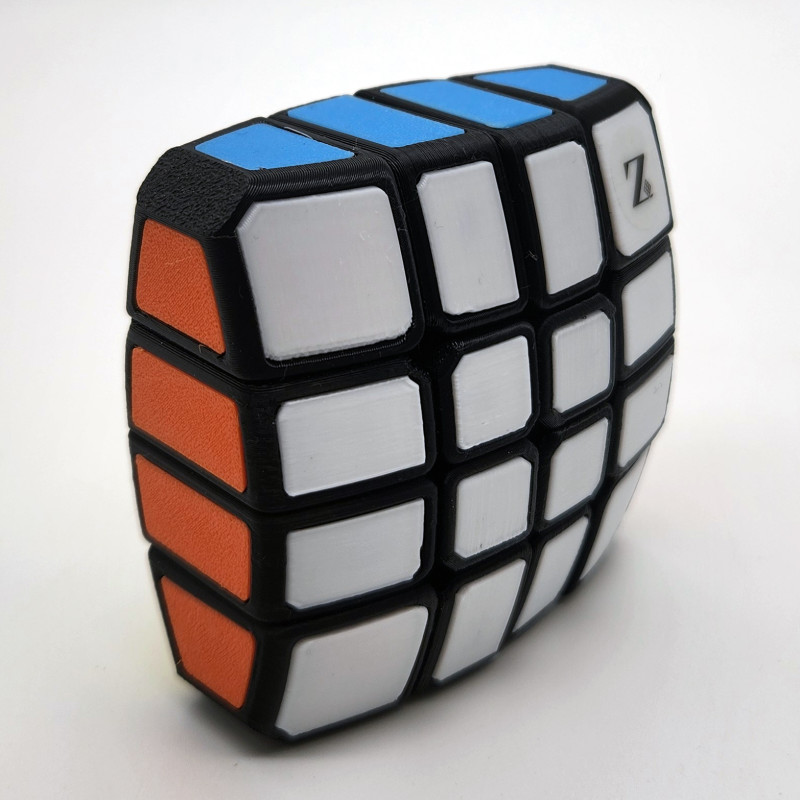 1x4x4 Floppy Cube - Ola Jansson