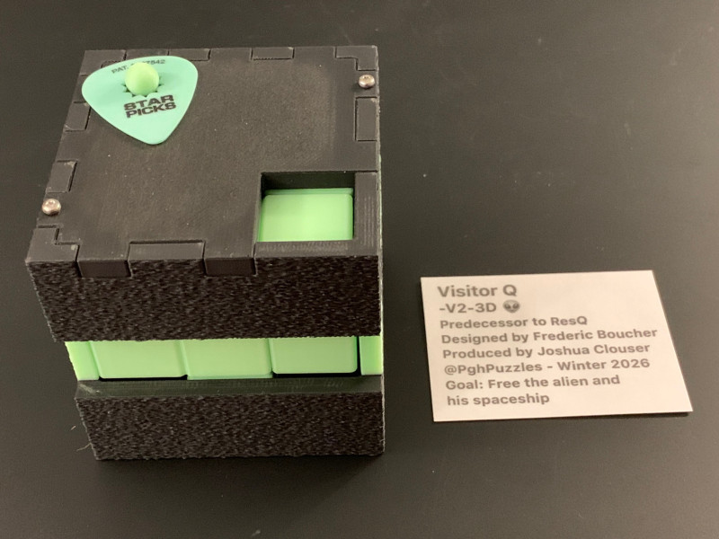 Visitor Q-V2-3D - Frederic Boucher