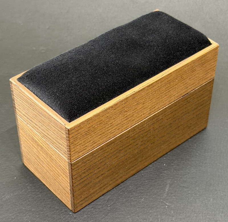 Travel pillow - Kyoko Hoshino