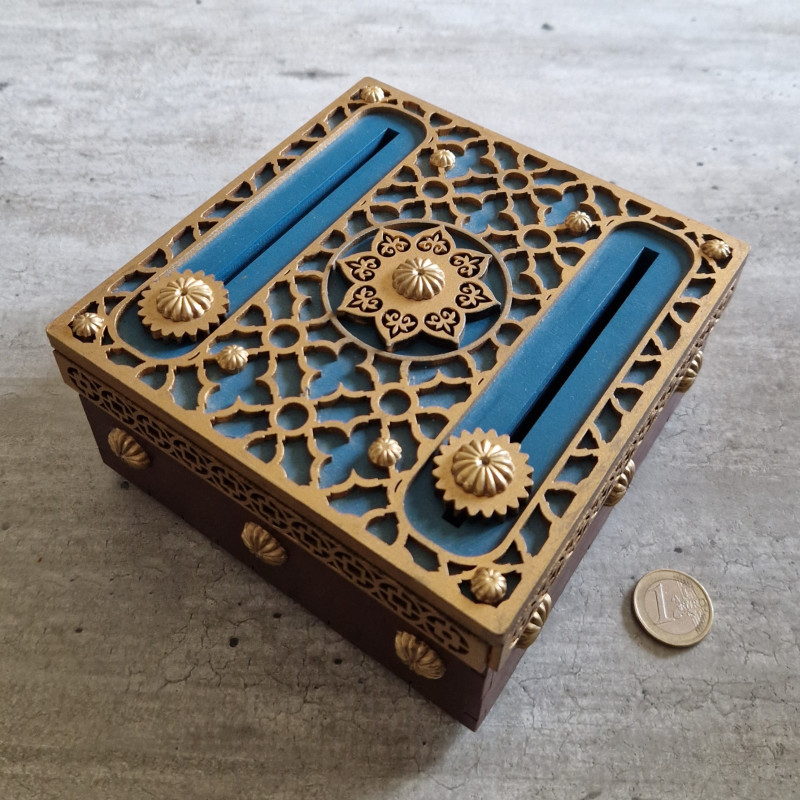 Blue Dragon Box - Jean Claude Constantin