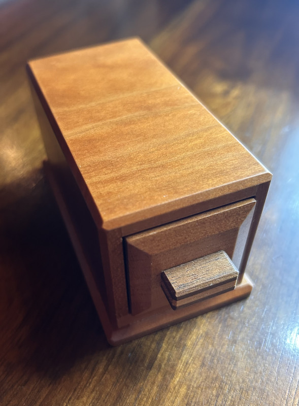 Reverse Drawer - Akio Kamei