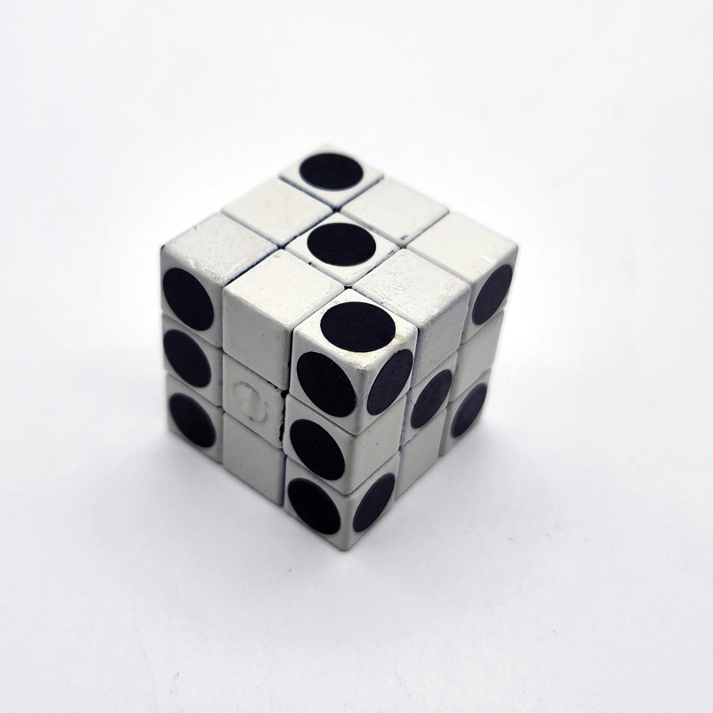 Dice Cube - Evgeniy Grigoriev