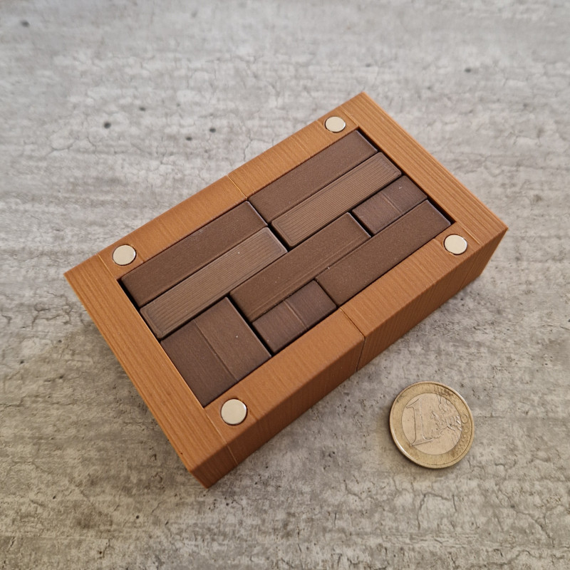 Broken Box - Lucie Pauwels