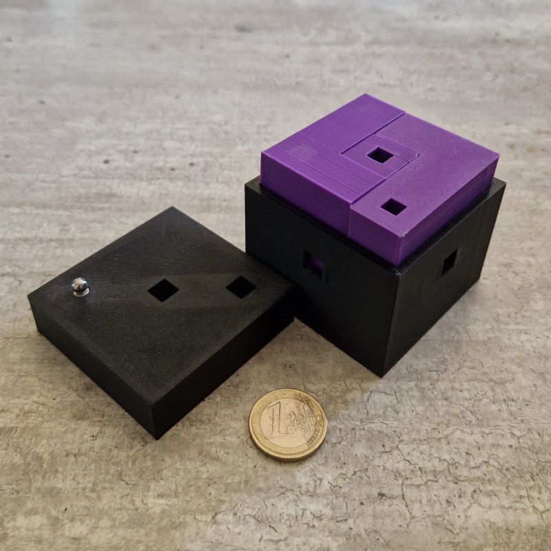 Labyrinth Cube - Plus 4 - Brian Kren