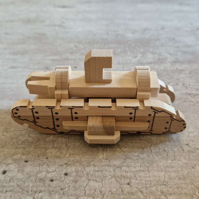 Kumiki Tank - Tsunetaro Yamanaka