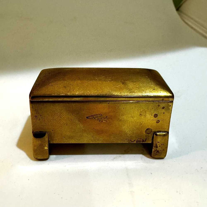 Lee-Box